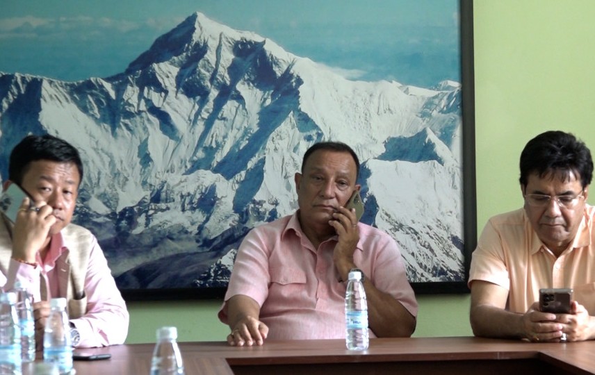 मुख्यमन्त्री कार्कीलाई कांग्रेसले विश्वासको मत नदिने