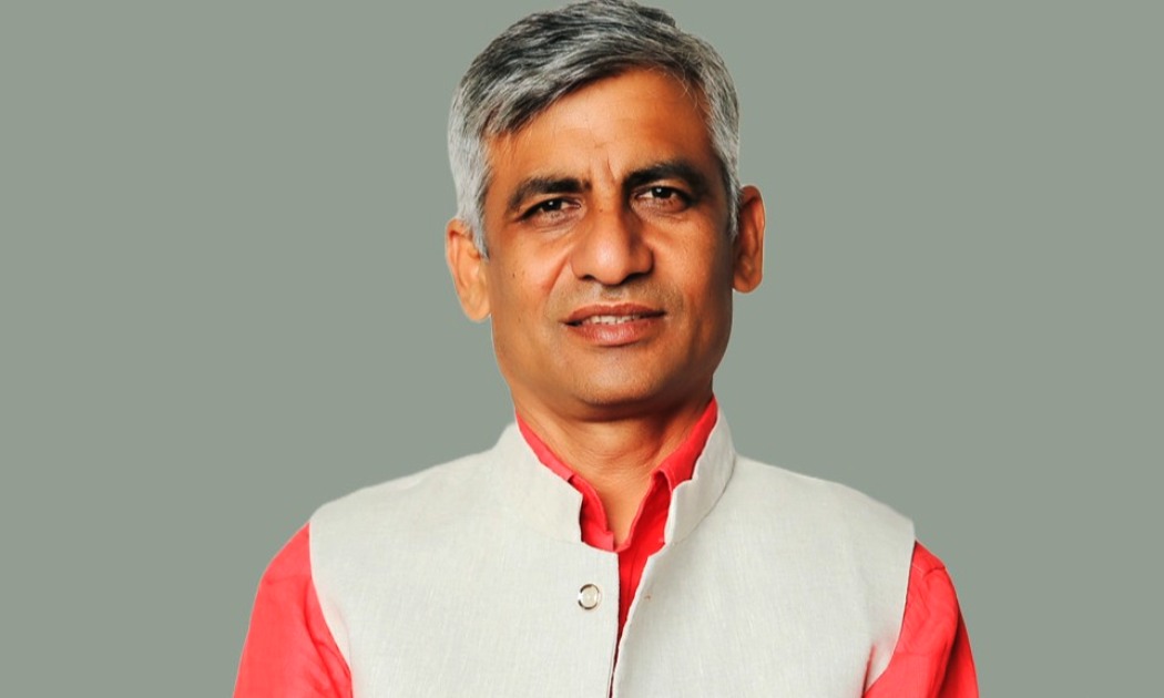 गृहमन्त्रीको अभिव्यक्तिमाथि पूर्व मुख्यमन्त्री केदार कार्कीको आक्रोश : “देश जायभाड बनाउने काम बन्द गरौं”