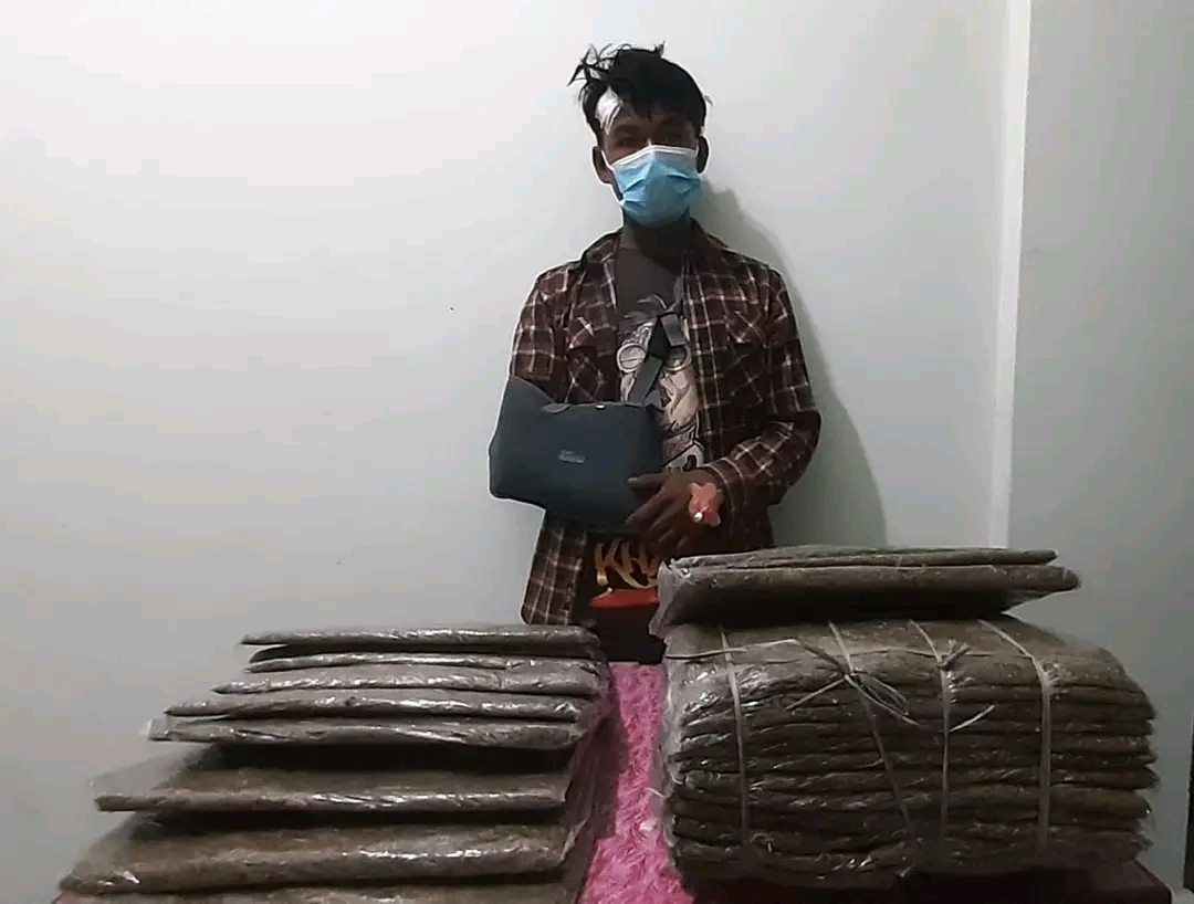 दुर्घटनामा परेका सवारीसाधन नियन्त्रणमा लिने क्रममा ३१ किलो गाँजा बरामद