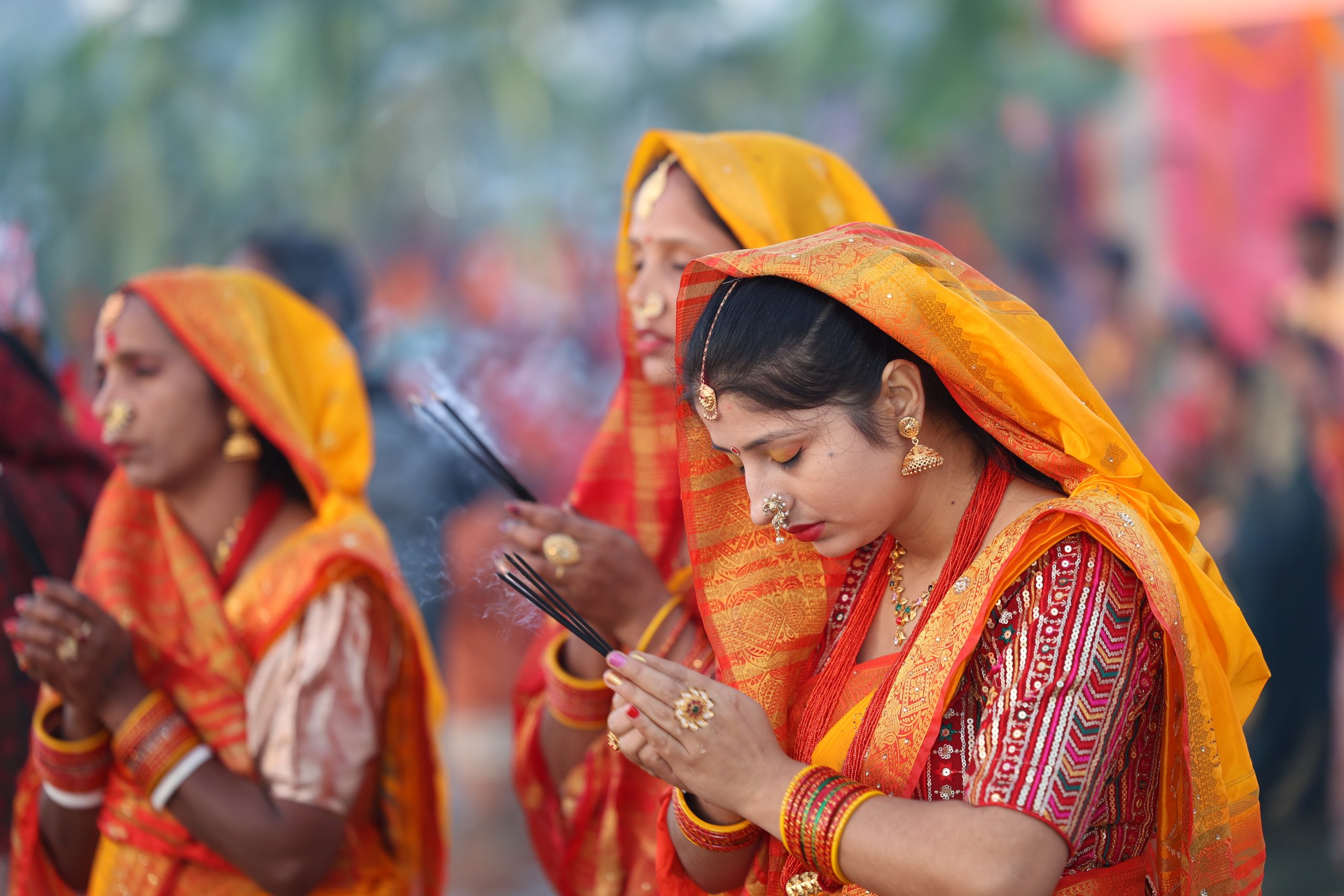 उदाउँदो सुर्यलाई अर्घ्य दिए सङै सकियो छठ पर्व