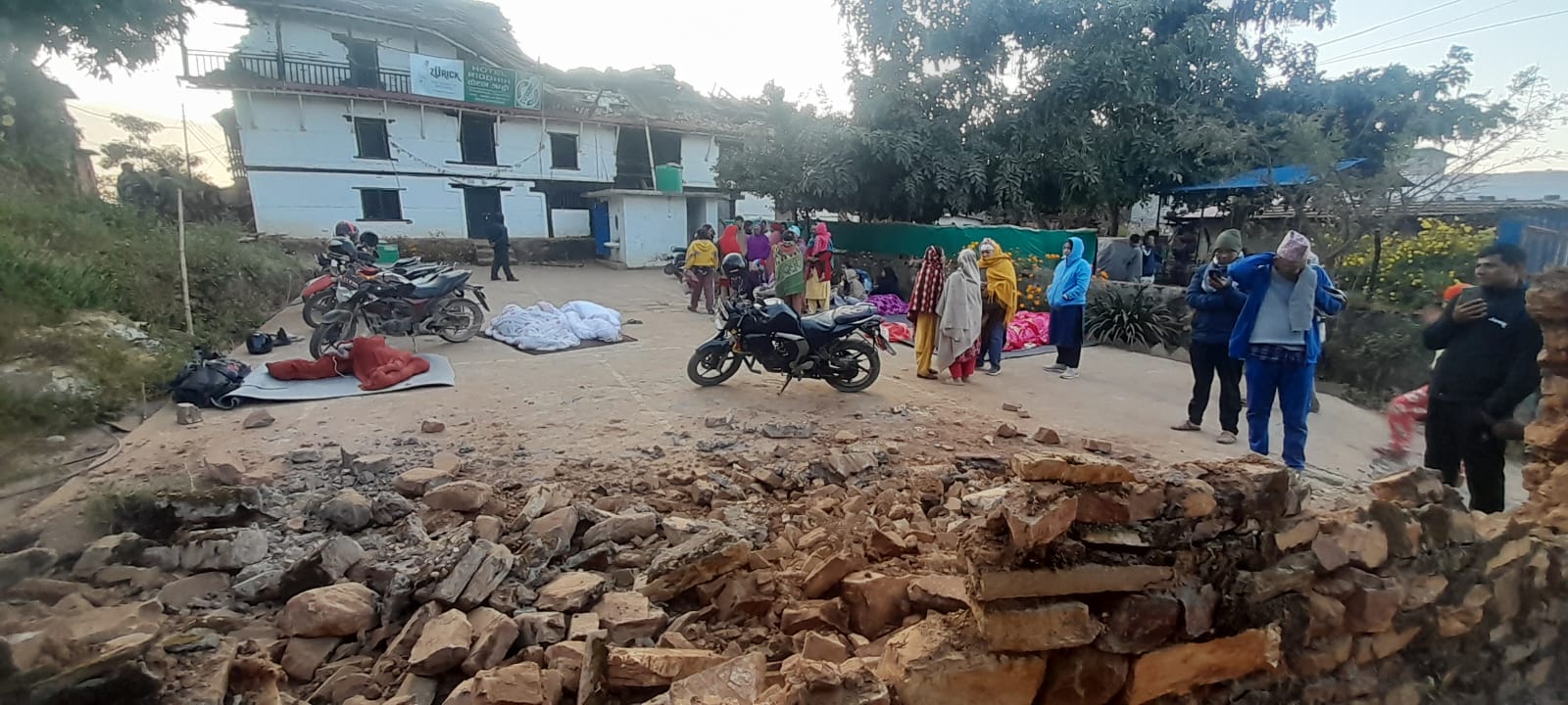 जाजरकोट र रुकुम  पश्चिममा भूकम्पपछि भग्नावशेषमा परिणत भएका घरहरु