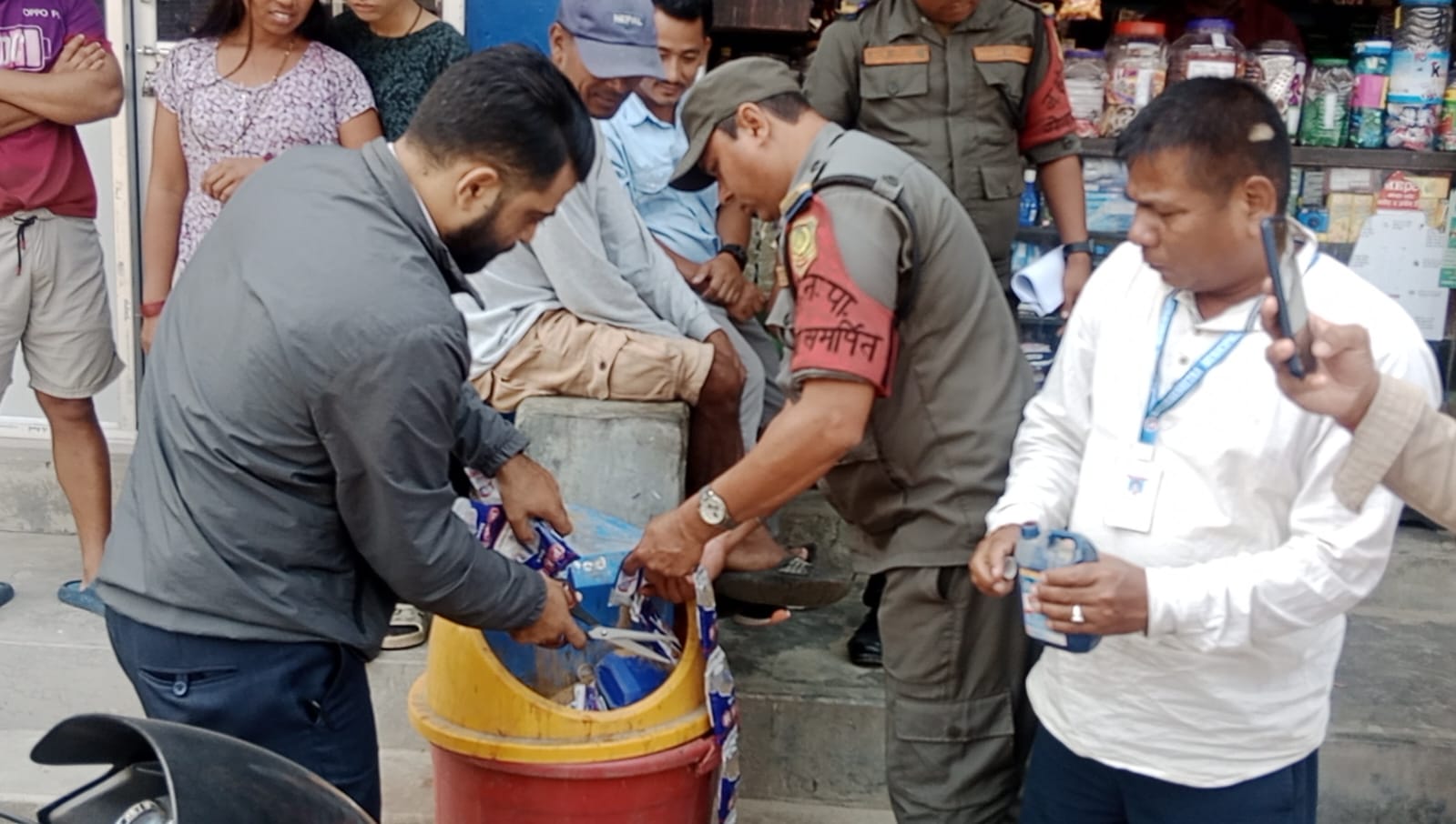 वराहक्षेत्रमा नगरपालिकाले बजार अनुगमनलाई तिब्र बनाउँदै