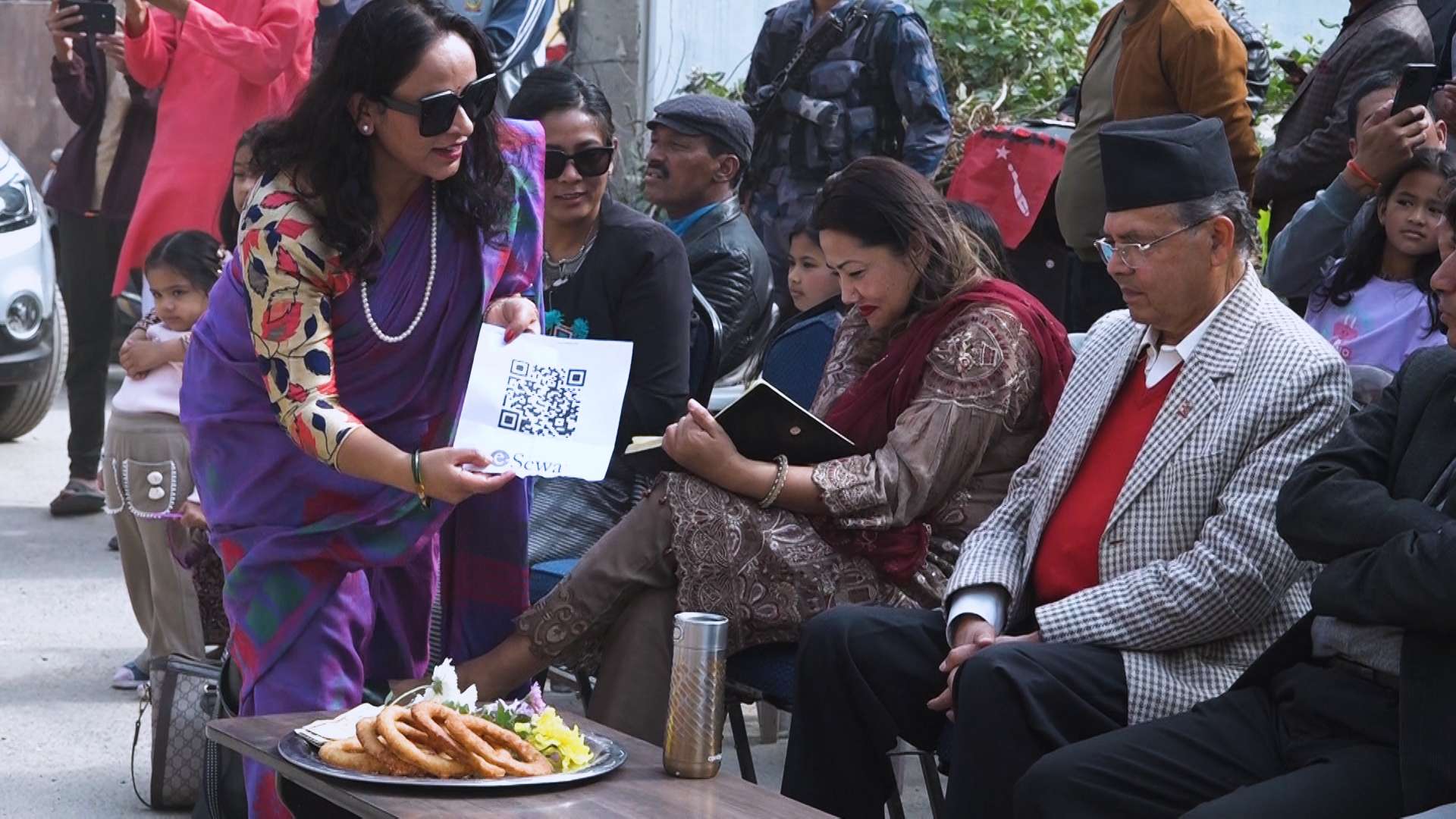  भूकम्प पीडित विद्यार्थीका लागि अनेरास्ववियूको देउसी भैलो