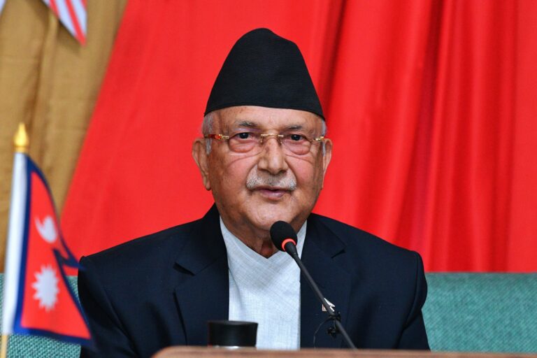 भूकम्प पिडितको उद्धारमा जुट्न अध्यक्ष ओलीको आग्रह