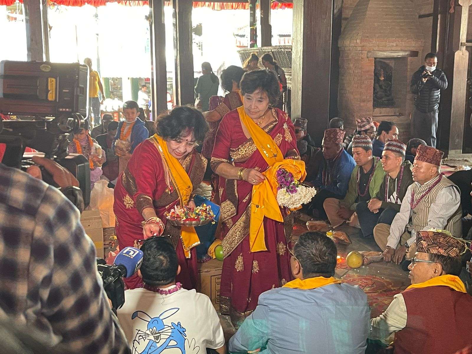 अञ्जली दिदीले २०८ जनालाई लगाइदिइन् भाइटीका