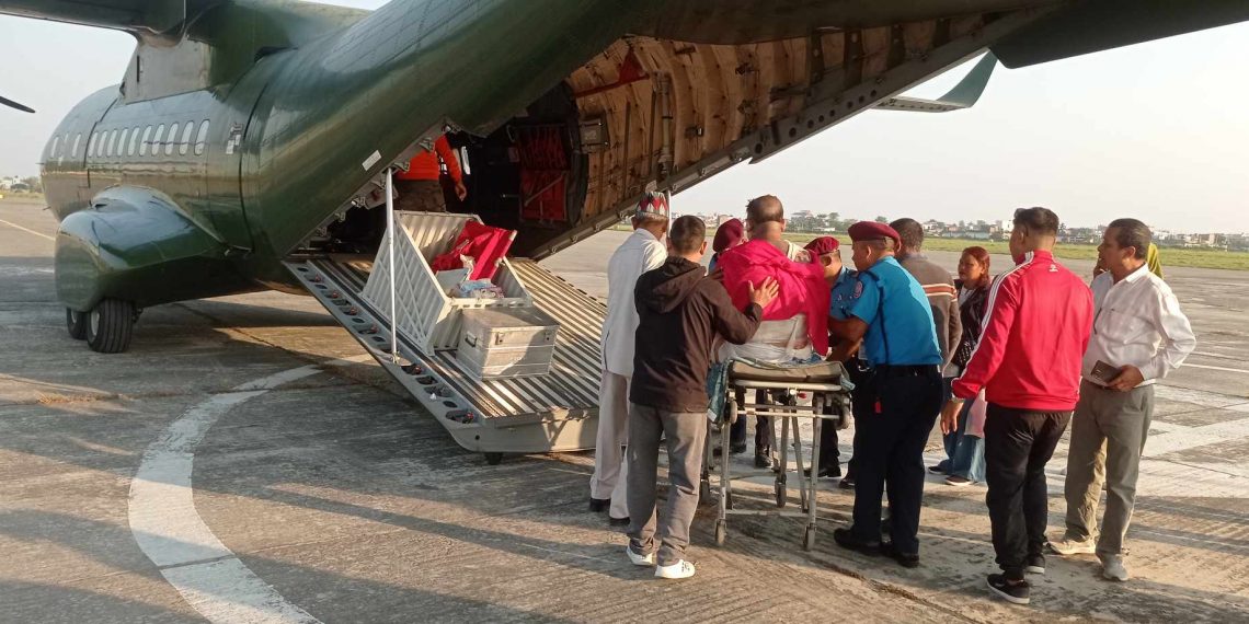 उर्लाबारी आगलागीका १४ घाइतेलाई सेनाको जहाजबाट काठमाडौँ पठाइयो