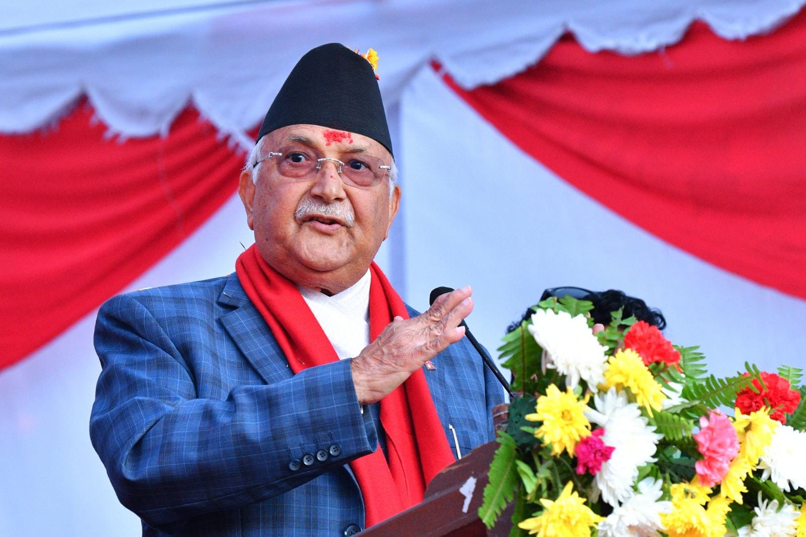 राजतन्त्र फर्कन सक्दैन :अध्यक्ष ओली