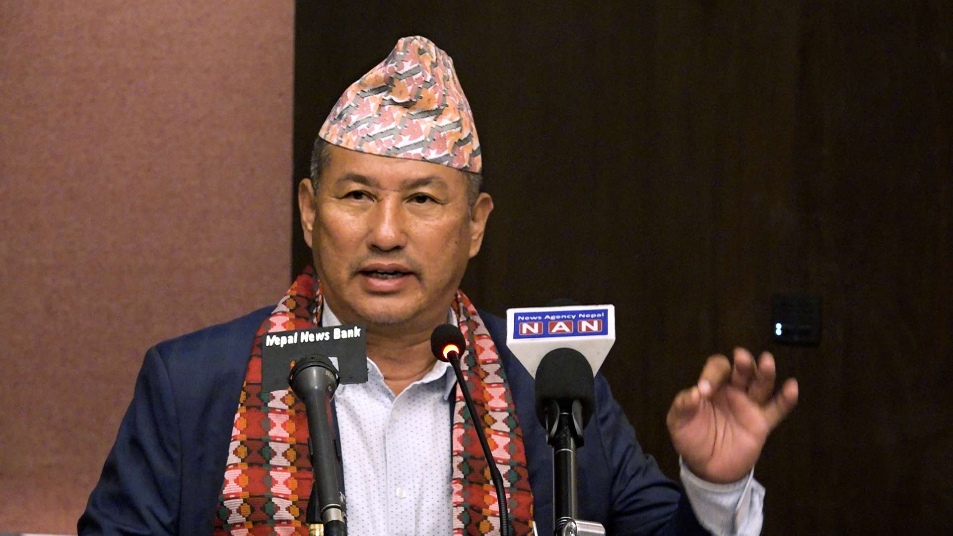 युवा नीति बनाउन निरन्तर लागेका छौंः मन्त्री लिम्बु