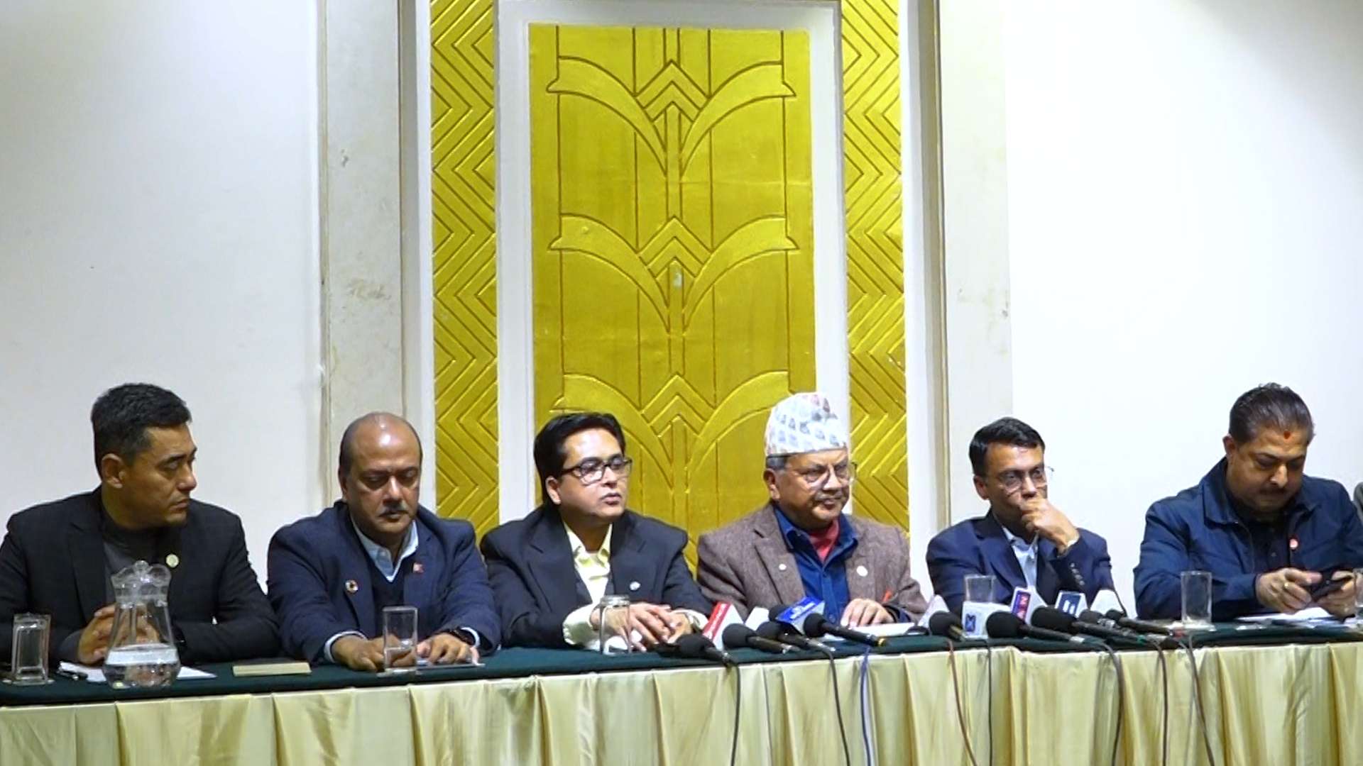 आक्रोशित उद्योगीको प्रश्नः ‘कुलमानले जे बोले पनि कानून हुन्छ?’