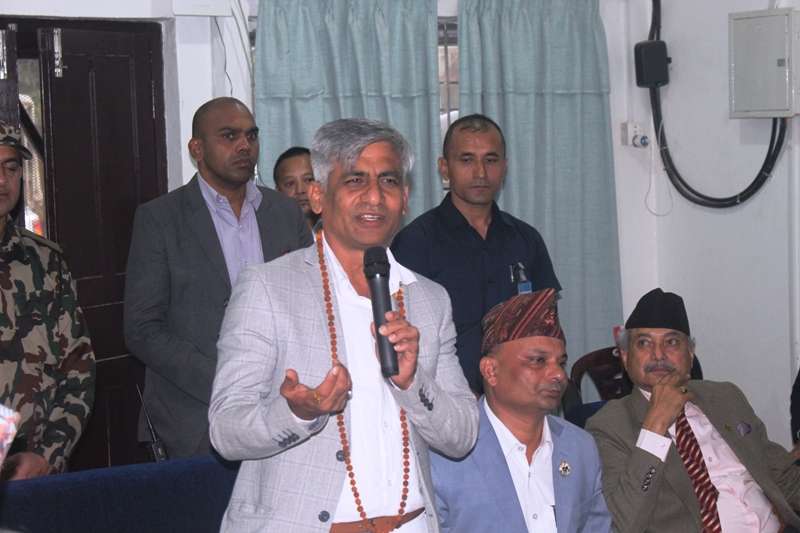 कुनै पनि बहानामा जनताको काममा ढिलासुस्ती नगरौंः मुख्यमन्त्री कार्की