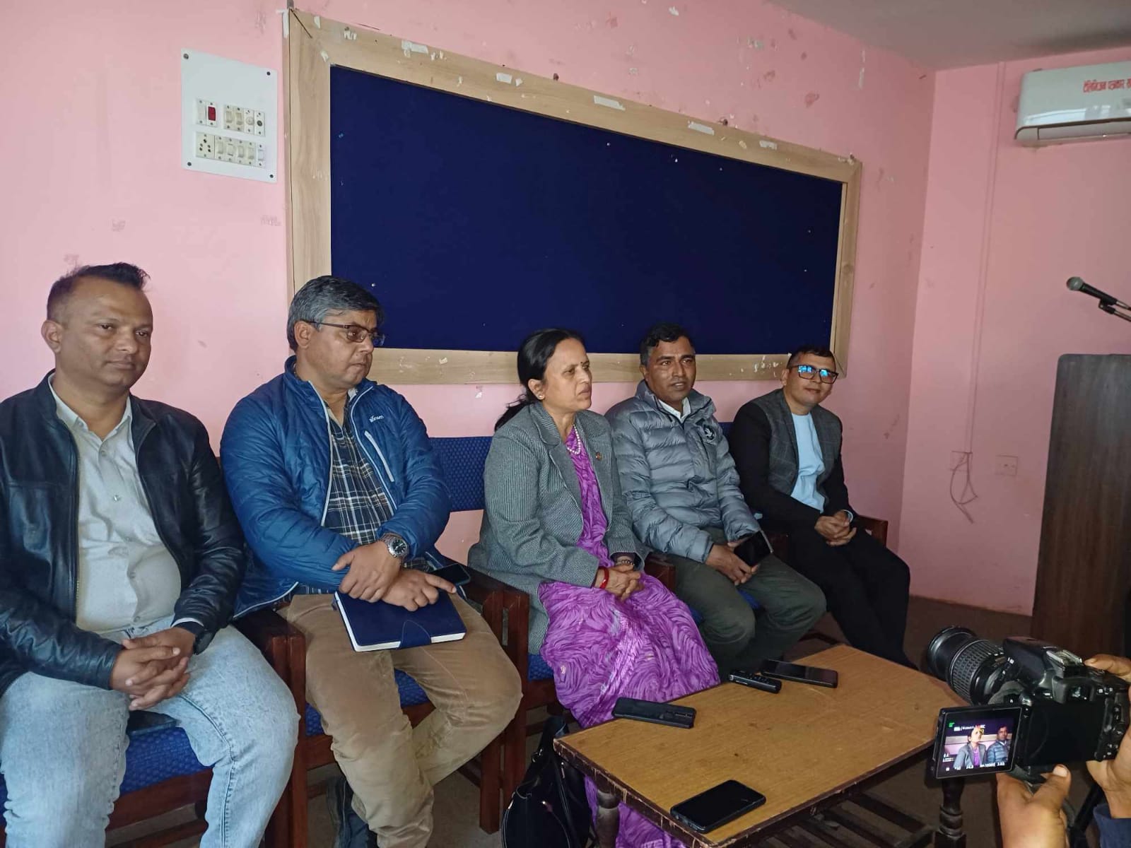 गेयर चेन्ज गरेर सरकार अघि बढ्छ : मन्त्री शर्मा