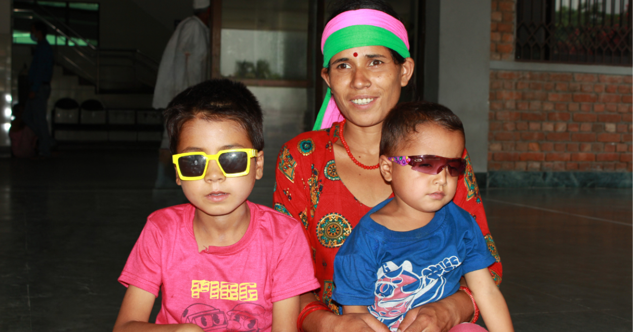 छोराको आँखाका कारण मीनाको जीवनमा फर्किएको खुसी