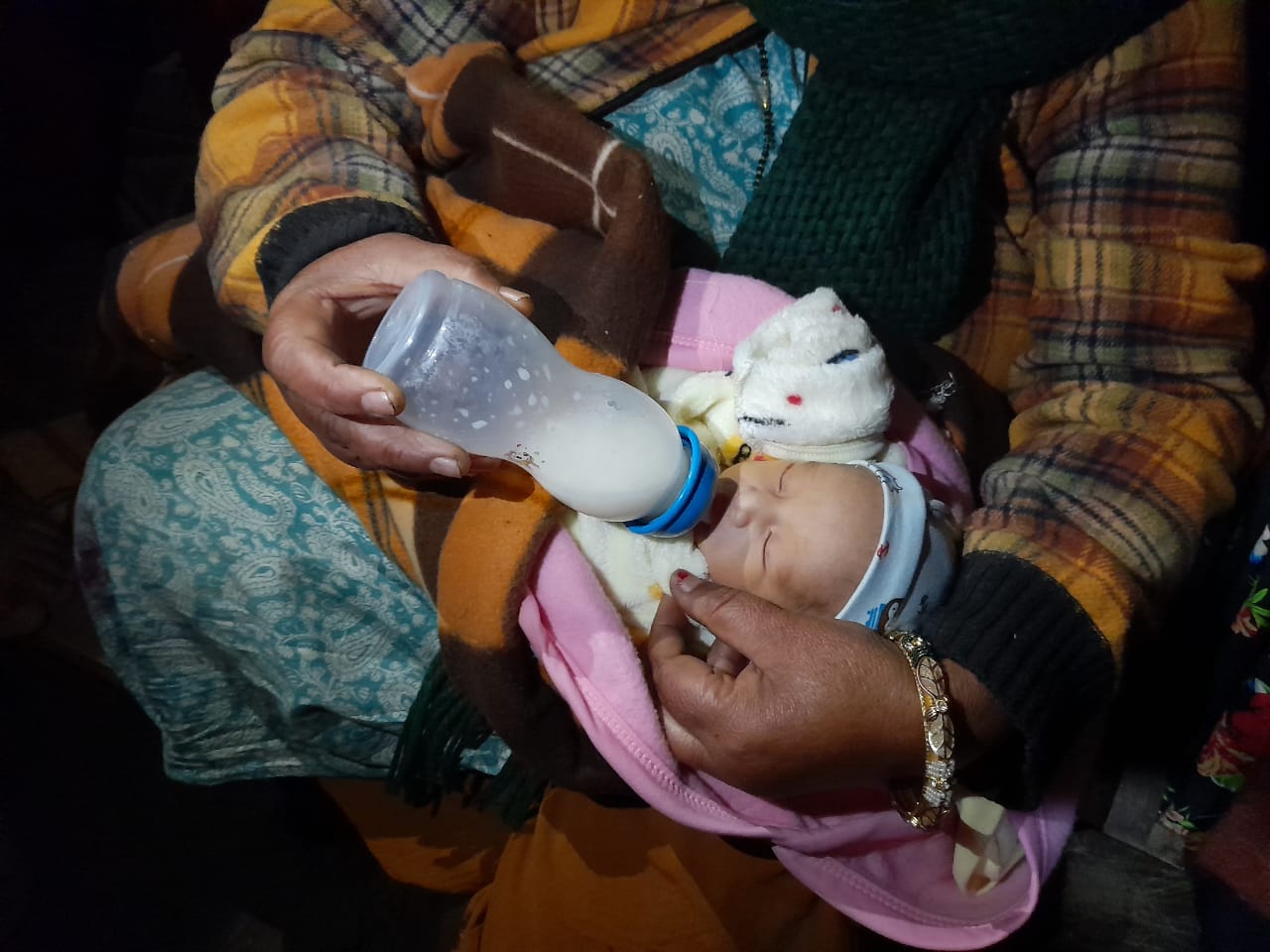 इलामको ओडारमा बेवारिसे  शिशु फेला