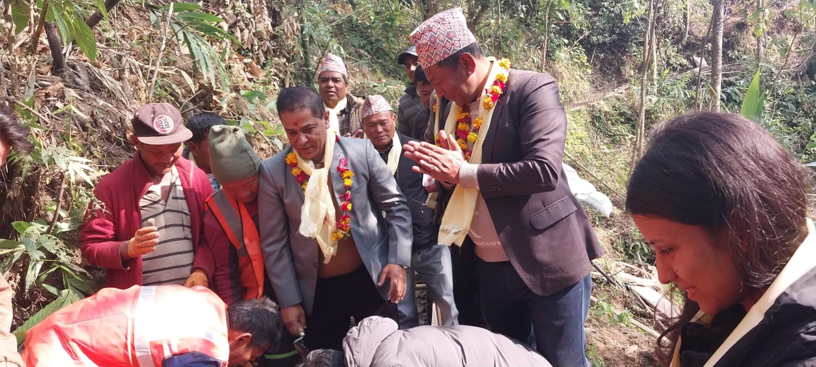 साखेजुङमा सिँचाइ कुलोको शिलान्यास