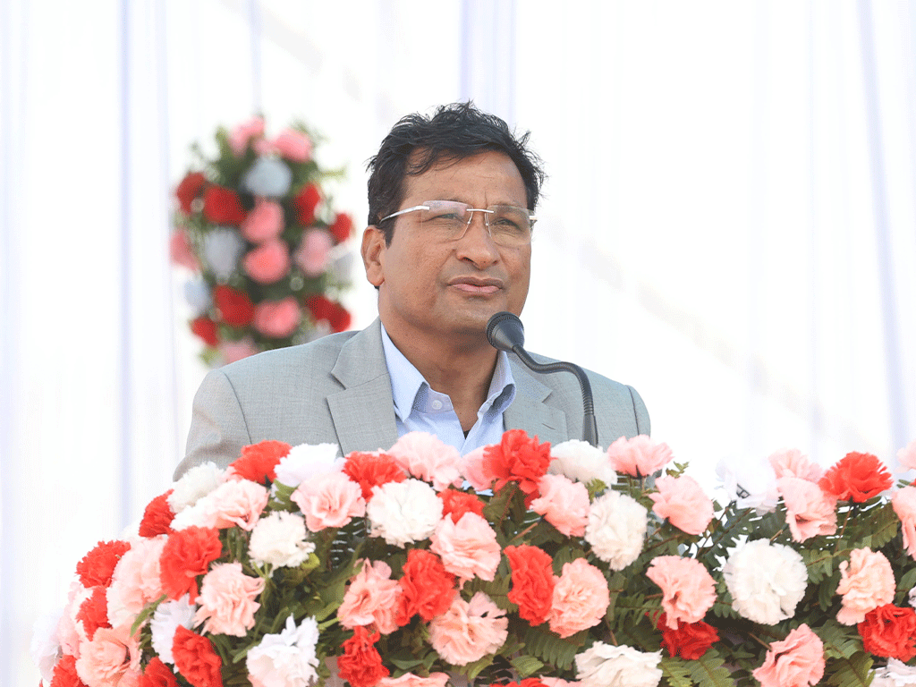 बन्द भएका सटरहरू अब बिस्तारै खुल्दैछन् : ऊर्जामन्त्री बस्नेत