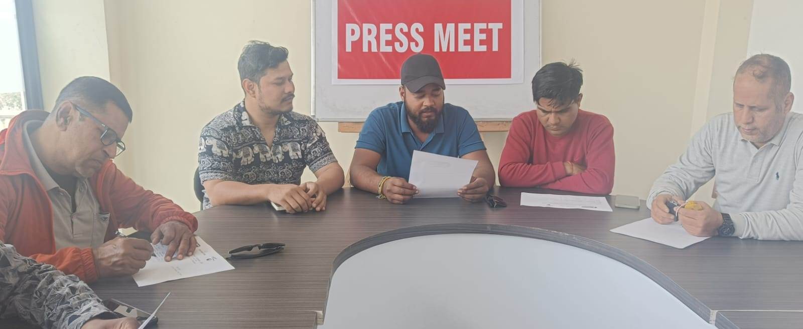 विराटनगरमा अन्तरविद्यालय महिला क्रिकेटको तयारी