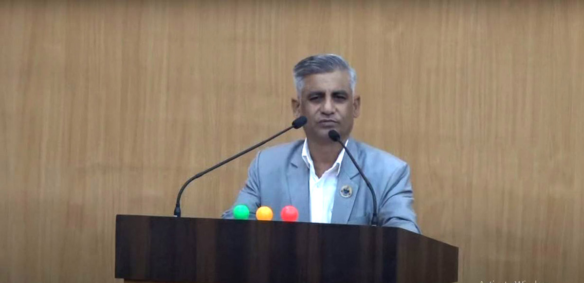 कोशीका पूर्वमुख्यमन्त्री कार्कीको गम्भीर आरोप : ‘प्रहरीकै सहयोगमा राति तस्करी, दिनमा सर्वसाधारणको झोला खोतलिने’