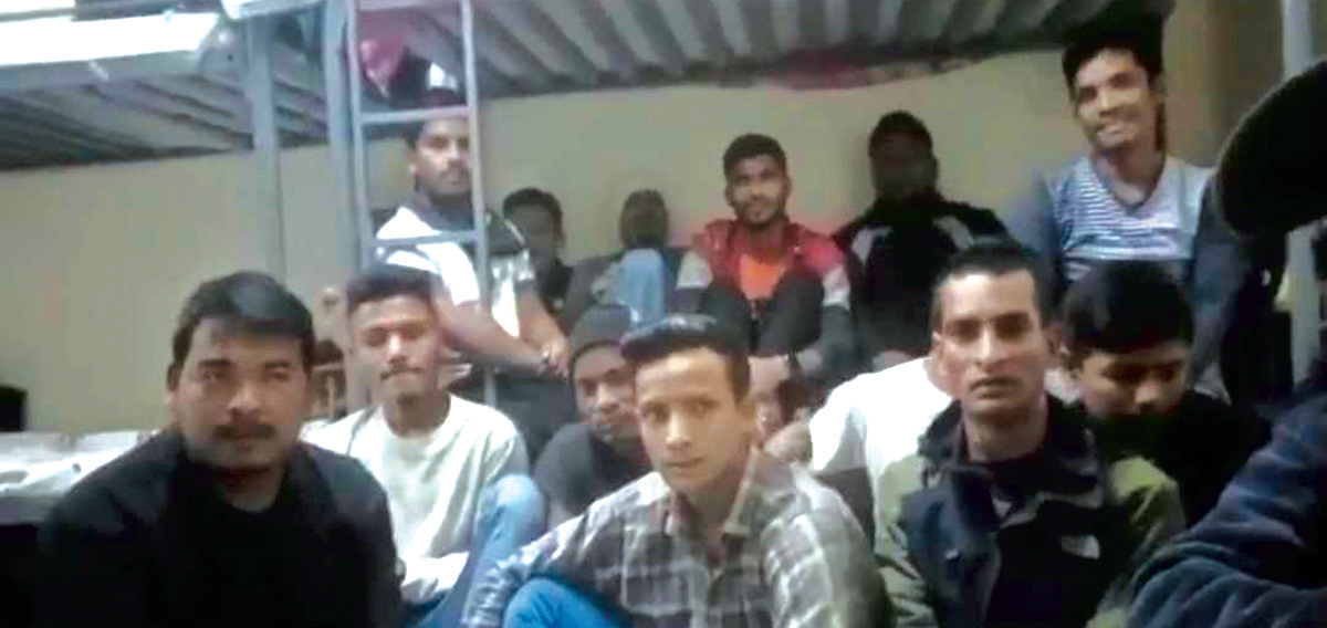 दुबईमा १६ घण्टा काम ८ घण्टाको मात्र तलब