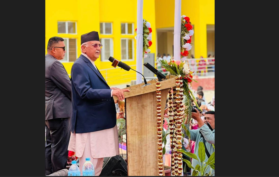 'इटहरीमा बजेट पार्न मलाई सम्झनुहोस्' : एमाले अध्यक्ष ओली