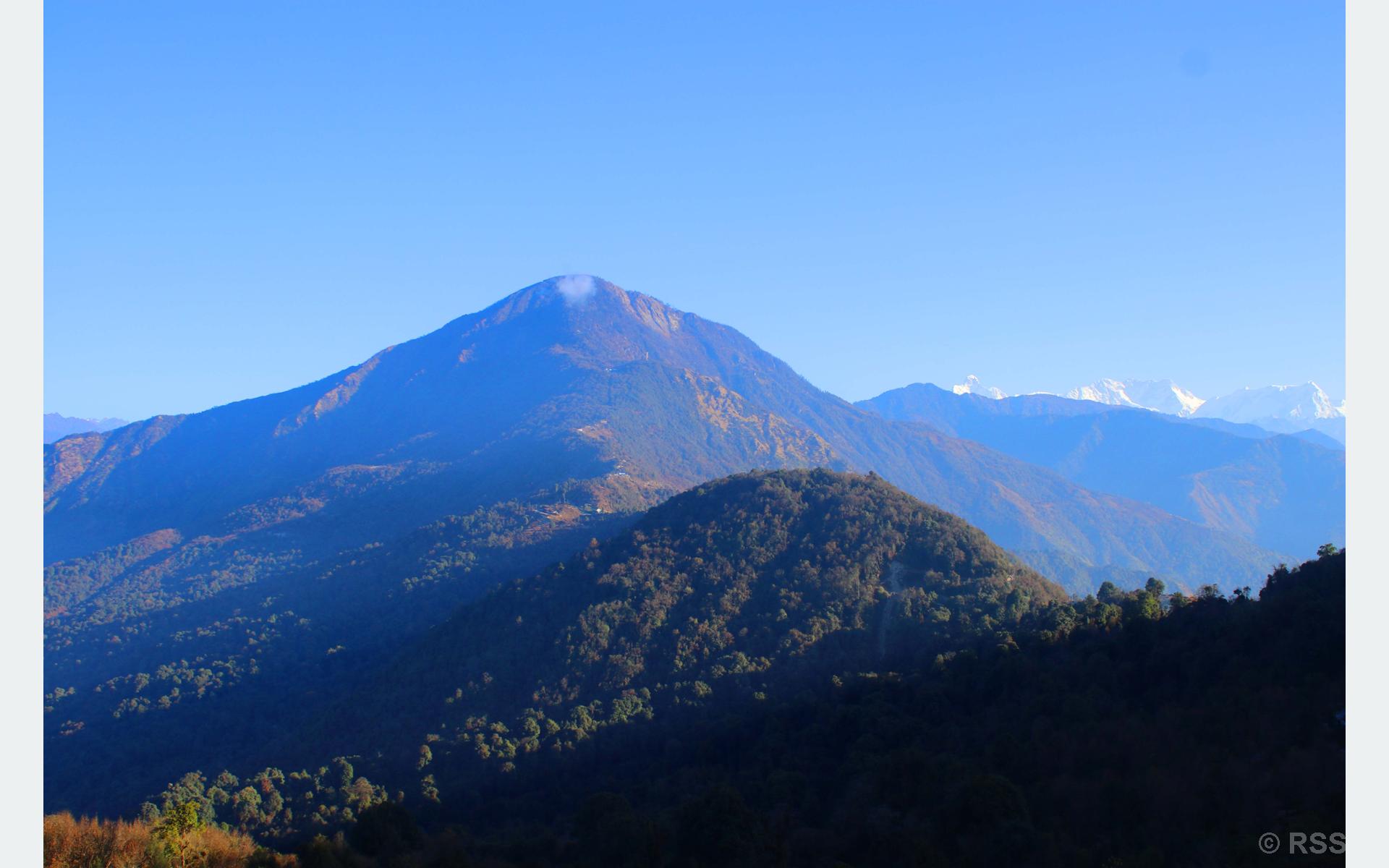पाथीभरामा केबलकार निर्माण गर्न स्थानीय जनप्रतिनिधिको माग