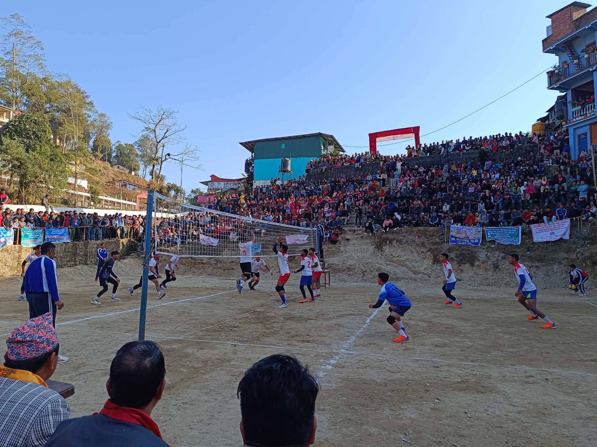 कोशी प्रदेश अन्तरपालिका भलिबलको उपाधि दमक र षडानन्दलाई