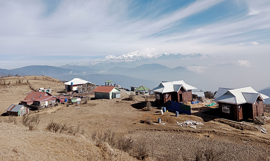 हिमाल हेर्न माइजोगमाईमा पर्यटक आकर्षित