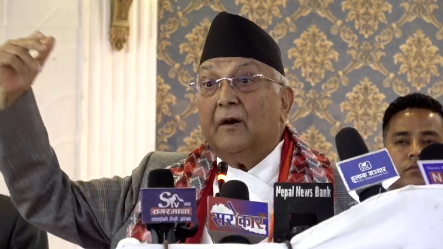 एमालेले हार्न मिल्दैन ओली