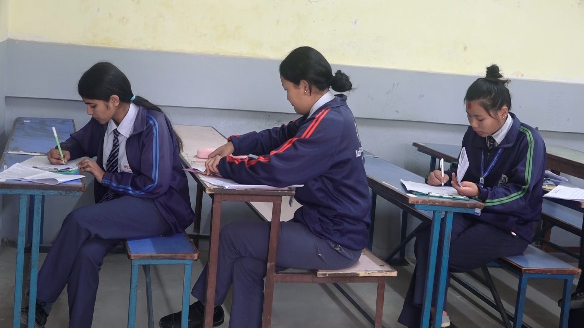 पहिलो दिनको एसइई परीक्षा शान्तिपूर्ण रूपमा सम्पन्न