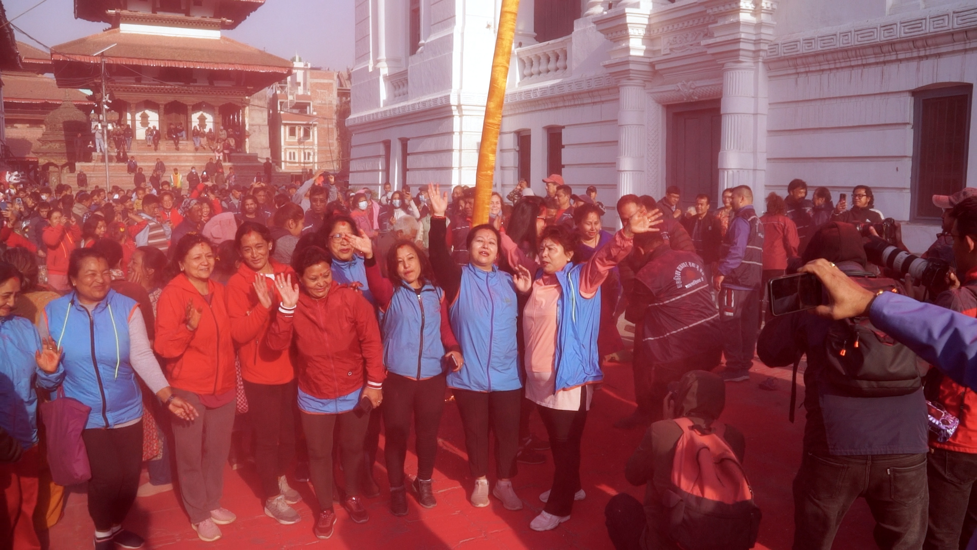 आज पहाडी र हिमाली क्षेत्रमा होली पर्व, ५६ जिल्लामा सार्वजनिक विदा