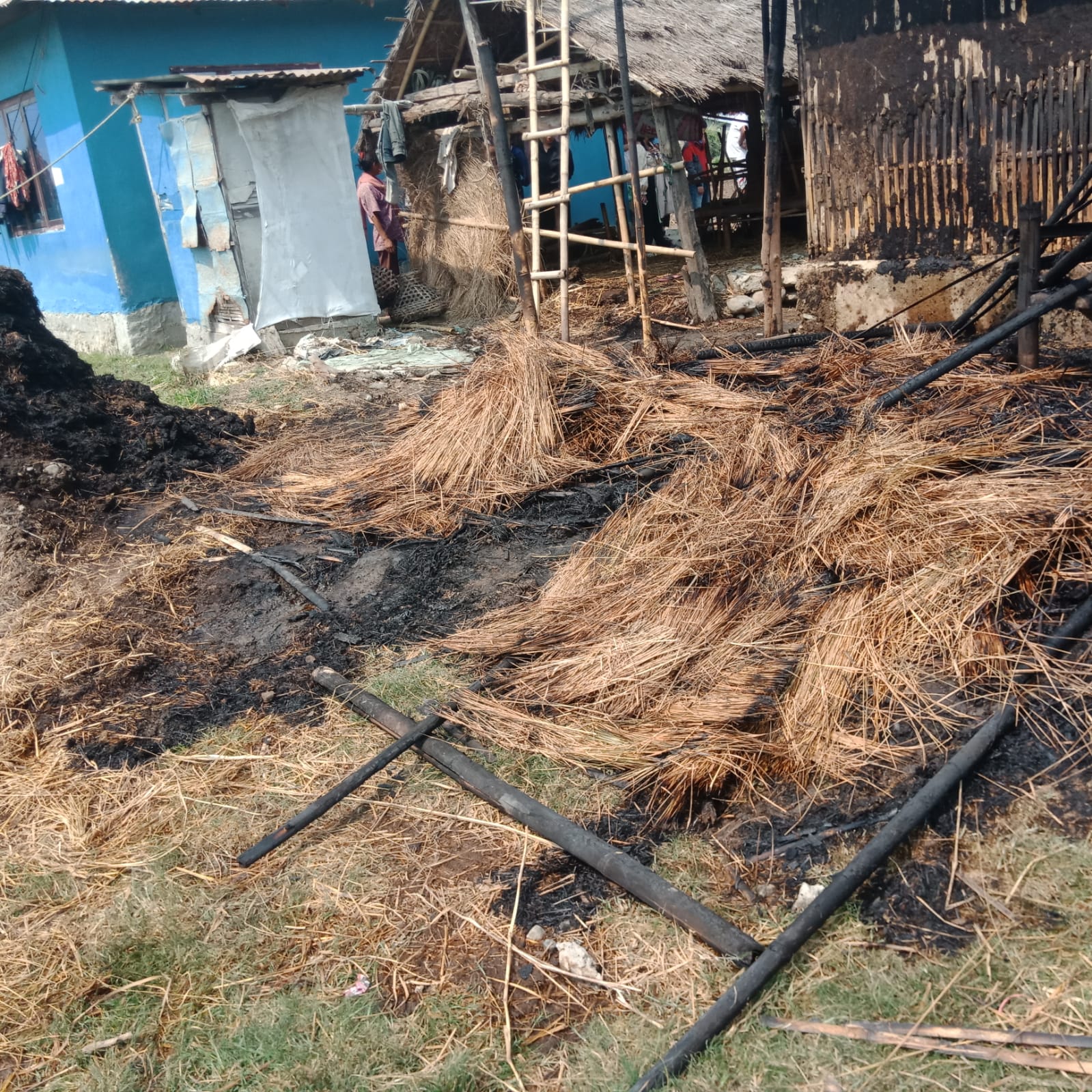 मोरङको बेलबारीमा आगलागी, जलेर बालक घाइते