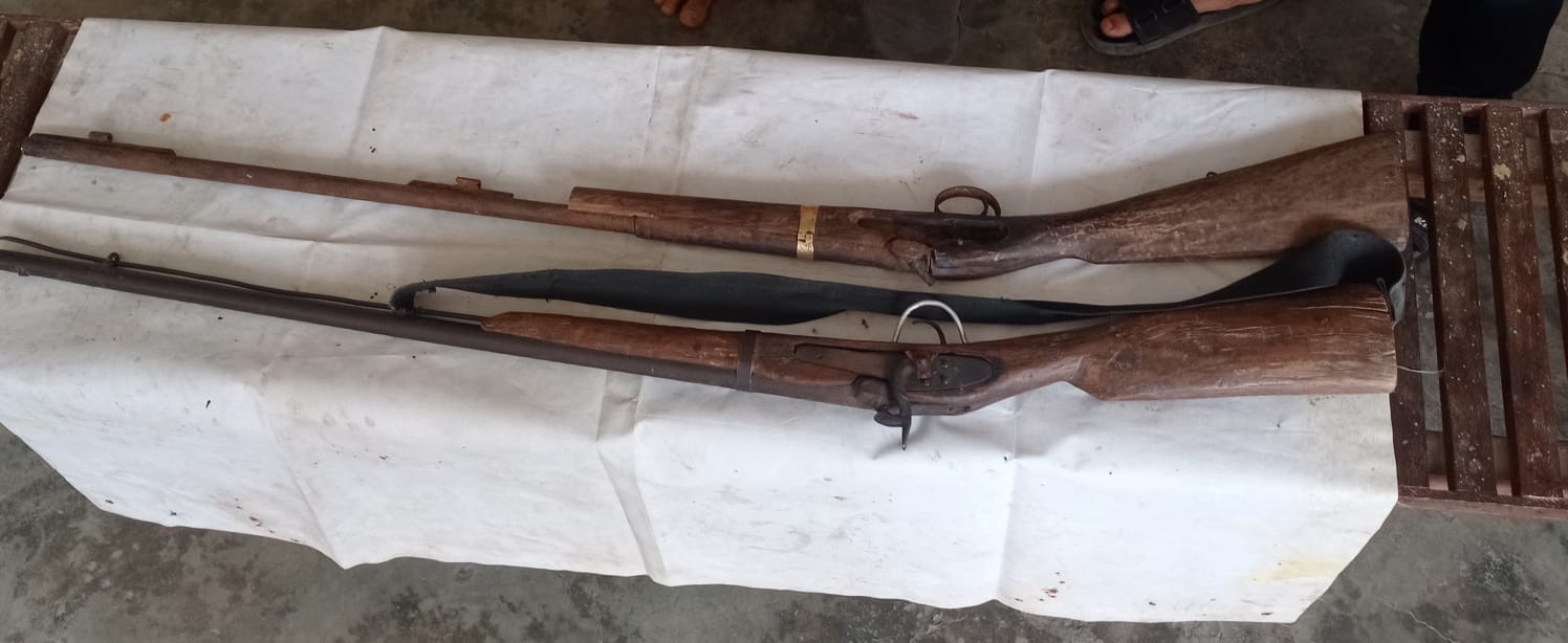 मोरङको लेटाङबाट भरुवा बन्दुकसहित एक जना पक्राउ, दुईवटा बन्दुक बरामद