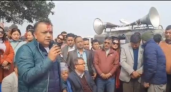 गगन थापाको टिप्पणी- ‘एमालेमा बा र रास्वपामा भगवान प्रश्नभन्दा माथि !’