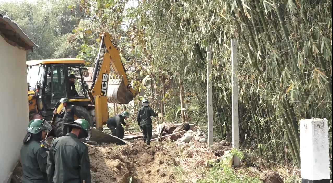 इटहरीको डुबान रोक्ने उपमहानगरको ड्रिम प्रोजेक्ट : खोला सफाइसँगै कोरिडोर निर्माण