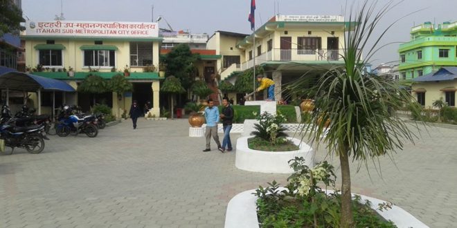 इटहरीको विकास : उपमहानगरको ‘एक्सन’पछि काममा फर्किए ठेकेदार