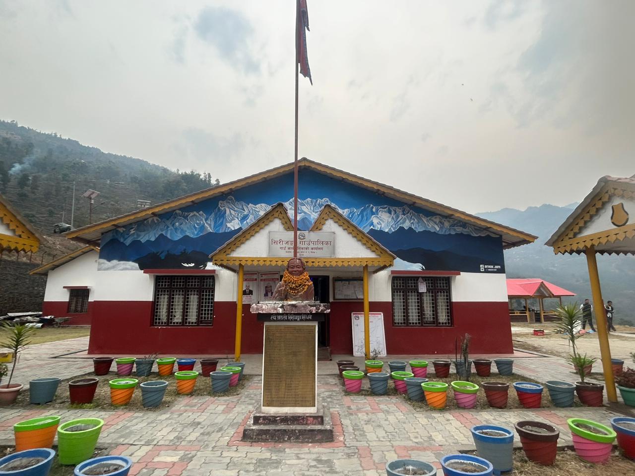 सिरिजङ्गा गाउँपालिकाद्धारा पशुधन बीमा कार्यक्रम सुरु