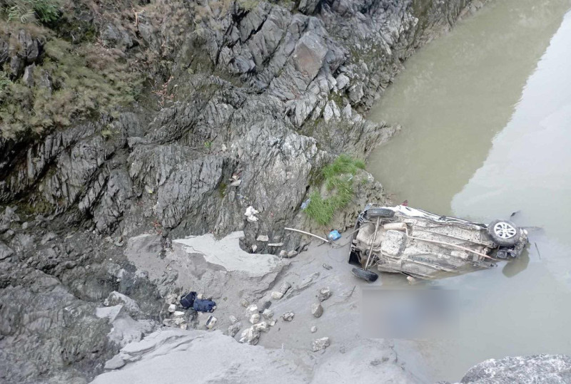 काजकिरिया गर्न काठमाडौंबाट घर फर्किएको परिवार त्रिशुलीमा बिलायो, गाउँ नै शोकमा