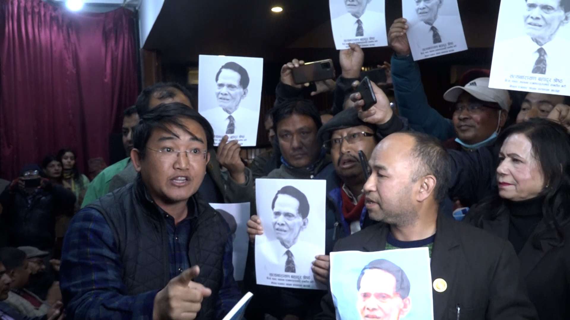 ‘अग्र अनुहार र इलामको चुनाव’