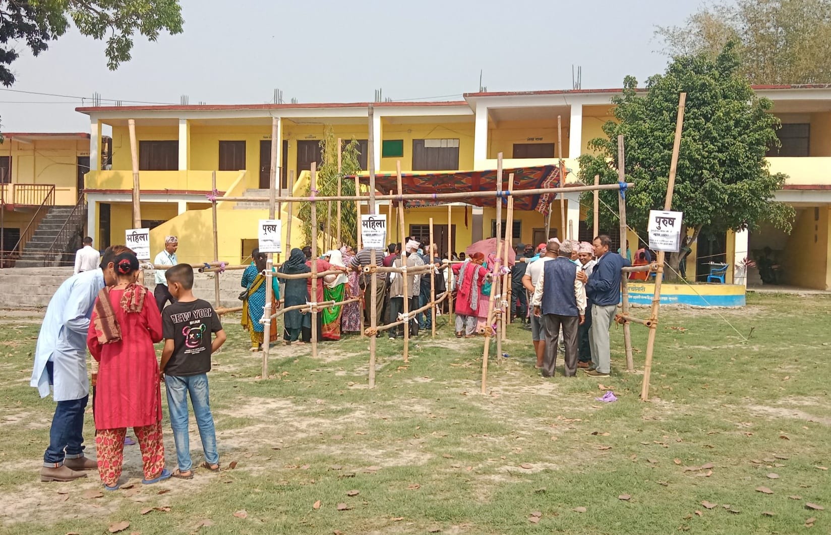 इटहरी खानेपानीको निर्वाचनमा ५२ प्रतिशत मात्रै मतदान , मतगणना भोलि देखि  हुने