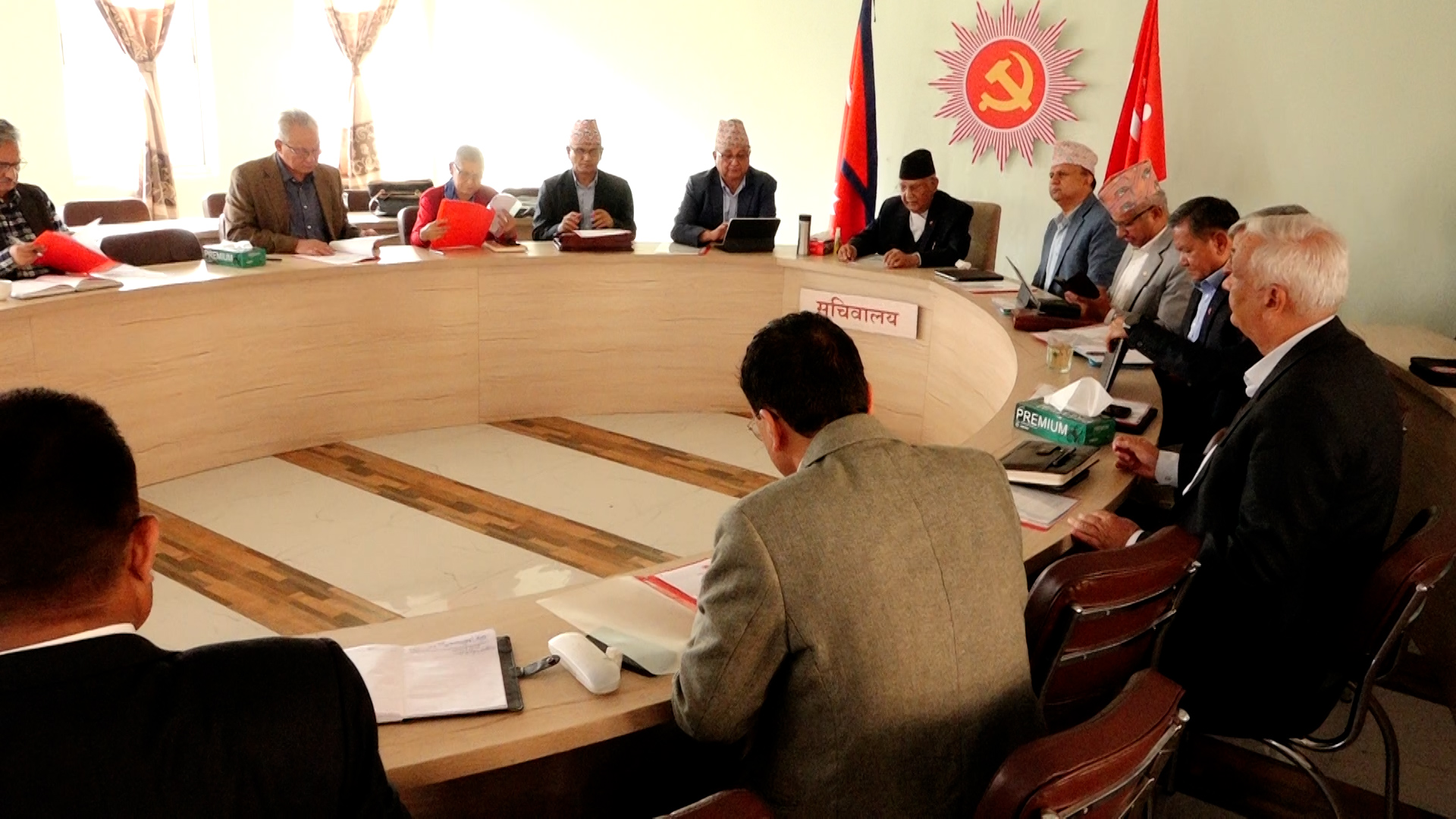 एमाले महाधिवेशन प्रतिनिधि परिषद्को बैठक शनिबार गोदावरीमा