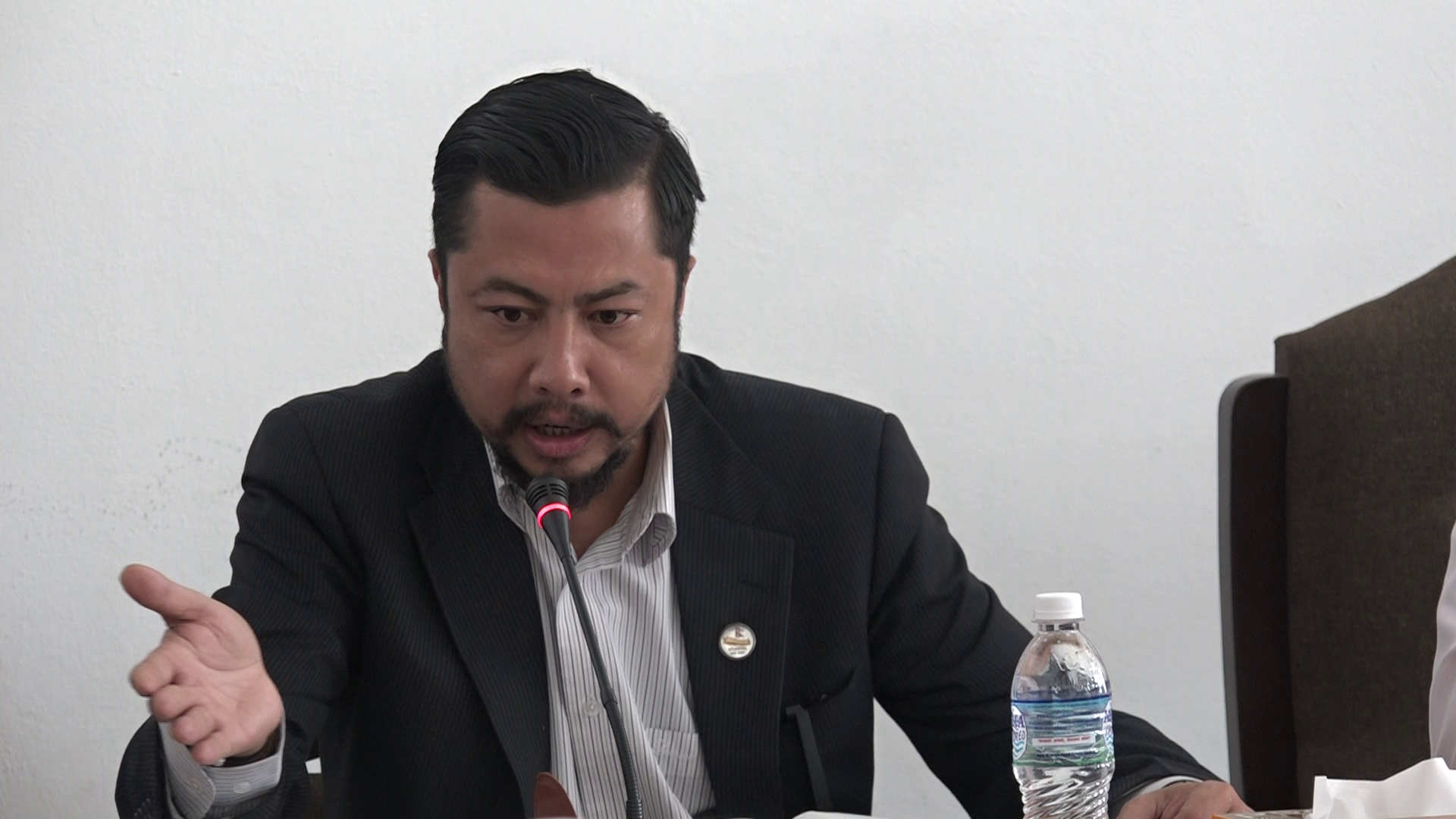 हालको बजेटले लुडो, चेस र बाघचालको मात्र विकास गर्न सक्छ : मन्त्री श्रेष्ठ