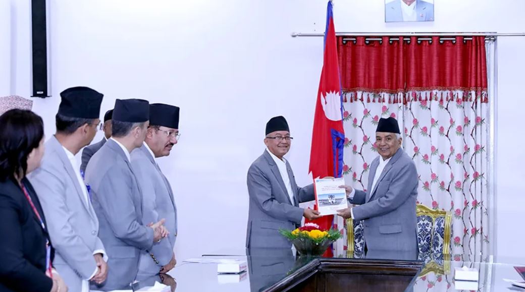 राष्ट्रपति पौडेलसमक्ष उपनिर्वाचनको प्रतिवेदन पेश