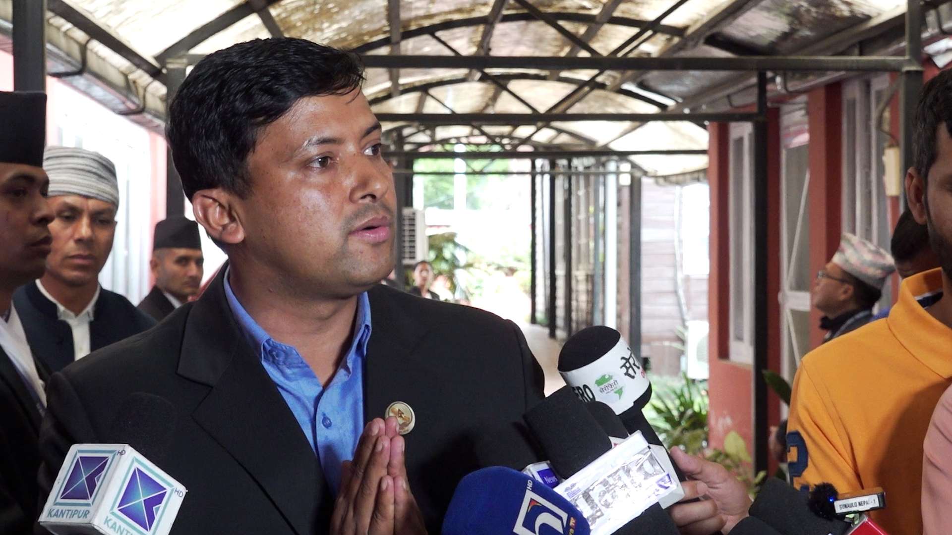 कांग्रेसको माग कानुनसम्मत छैन : एमाले सचेतक बर्तौला