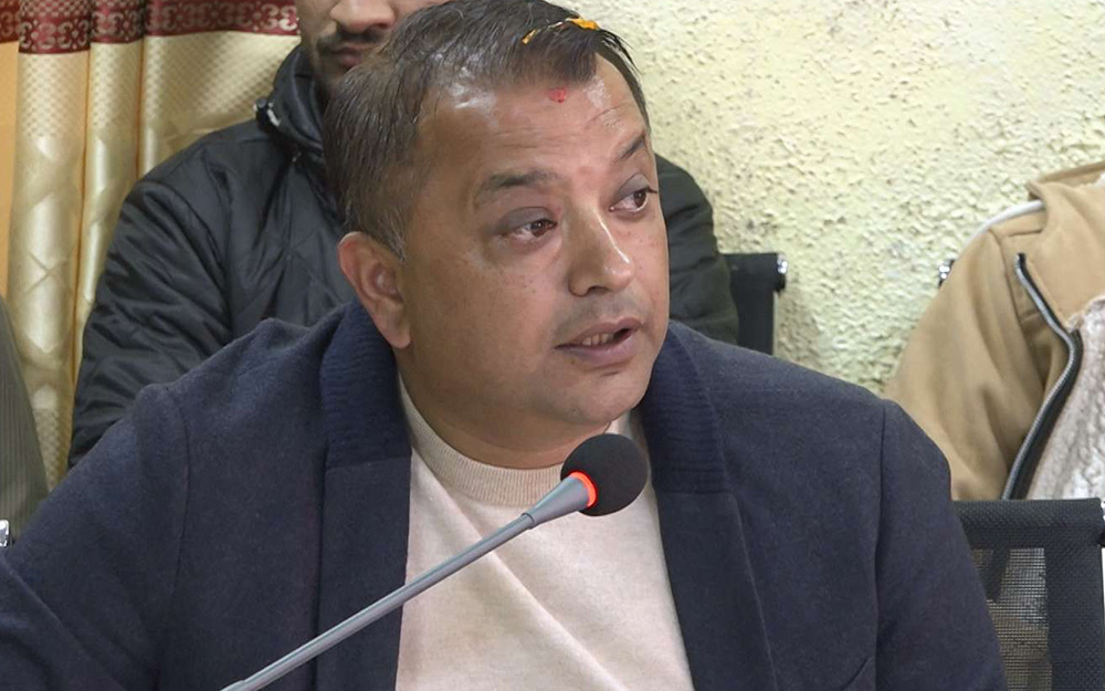 गिरिबन्धु टि-स्टेट प्रकरणको निर्णय गर्नेलाई अनुसन्धानको दायरामा ल्याउनुपर्छ- महामन्त्री थापा