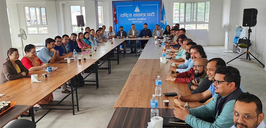 धमाधम राजीनामाको घोषणा गर्दै रास्वपा सांसद