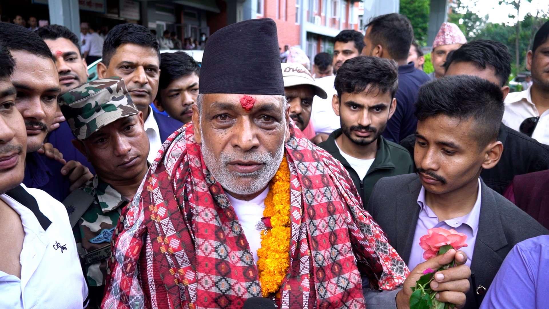 विश्व खाद्य मञ्चको बैठकमा भाग लिन कृषिमन्त्री अधिकारी इटाली प्रस्थान