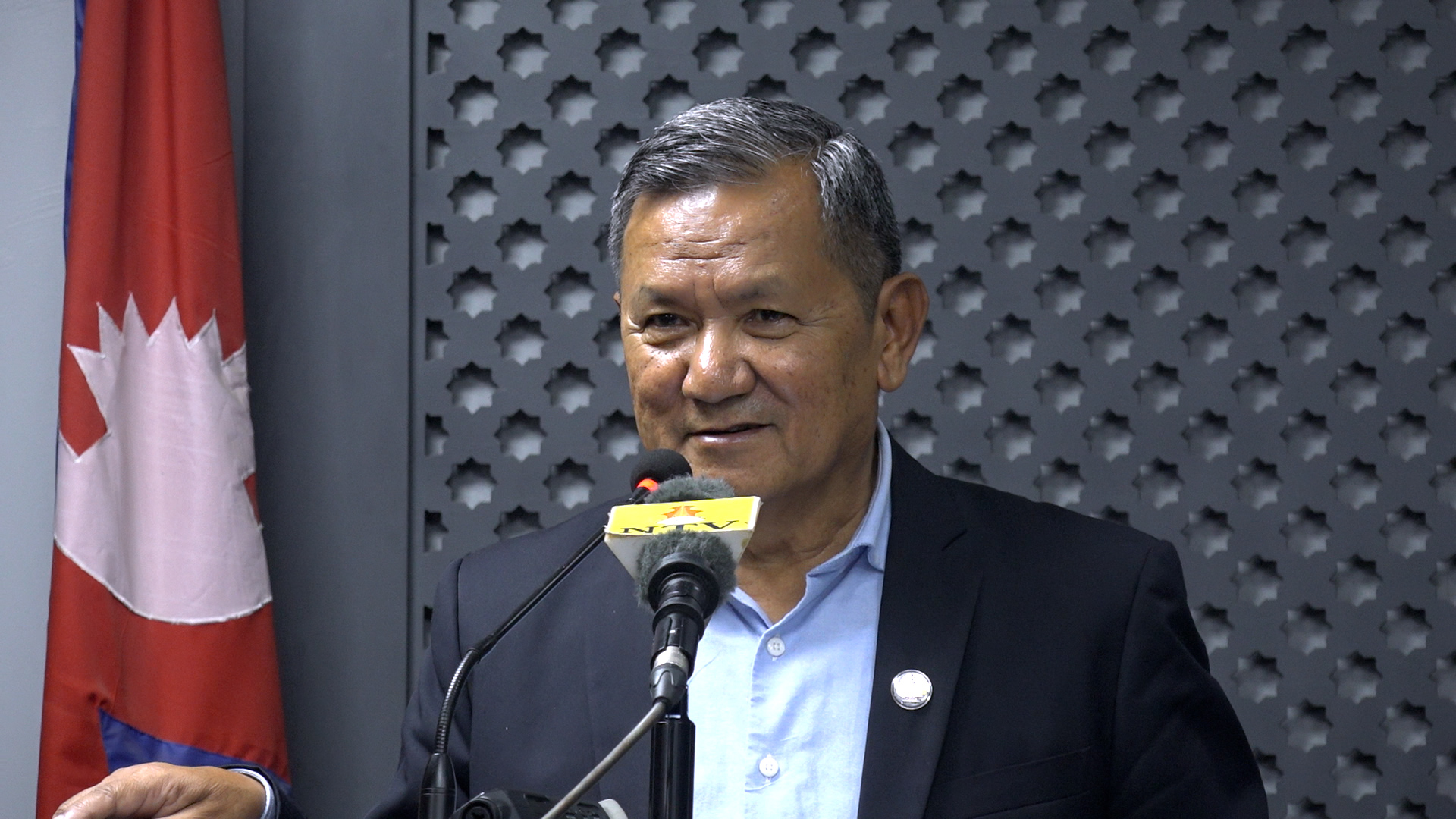 सरकारले गर्यो सचिवहरुको सरुवा र सेनाहरुको बढुवा