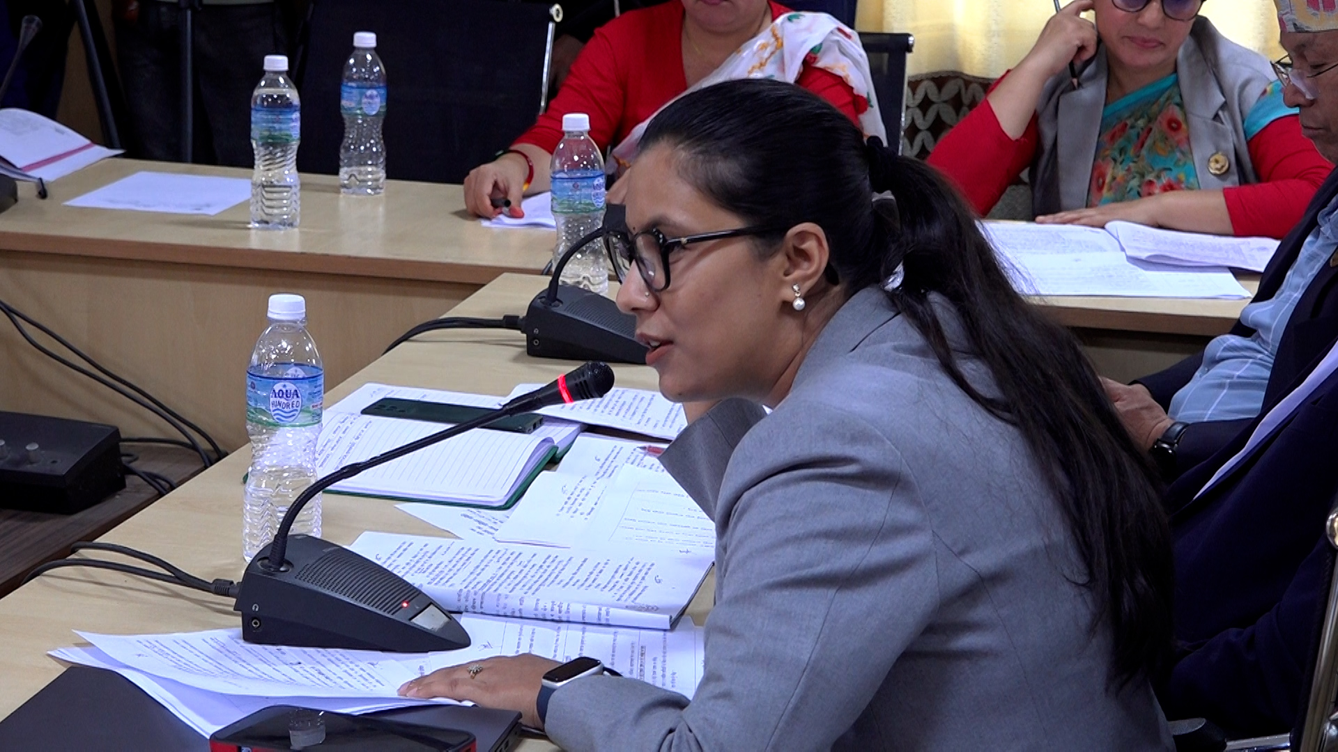 बिचौलियालाई विधेयकको ड्राफ्ट गर्न दिने कामबन्द गरौं : सांसद गौतम