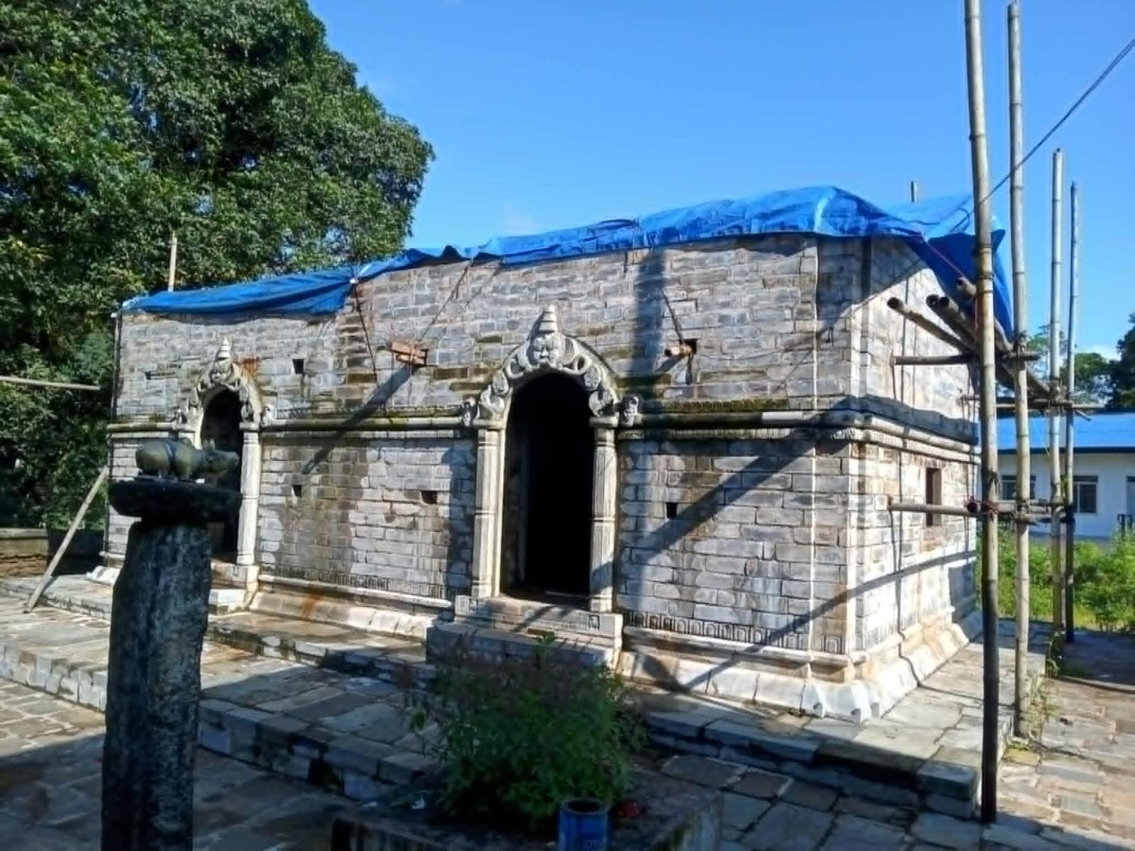 भोजपुरको षडानन्दमा किन रोकियो निर्माणाधीन मन्दिर ?