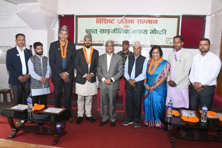शान्ति प्रक्रियालाई चाँडै निष्कर्षमा पुर्‍याउँछौँ : गृहमन्त्री लेखक