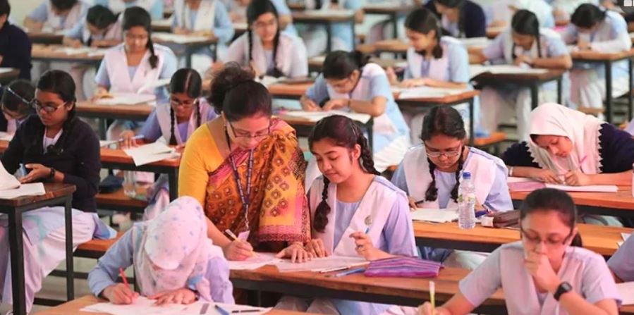 बङ्गलादेशका स्थिति सामान्य हुँदै गए पछि कलेज भर्ना खुल्ला, नयाँ आरक्षण नीति लागु गरिने